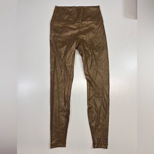 Lululemon Wunder Under High Rise Leggings Color: in Foil Size 6 Inseam: 27”